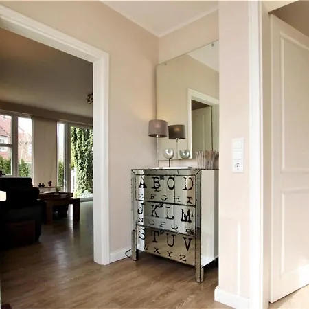 Gmelinstra_e 28_ Whg_ 53_ Feriendo *